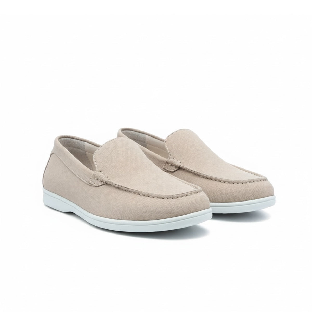 CHAUSSURE EN CUIR BEIGE