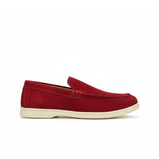 CHAUSSURE EN CUIR BORDEAUX